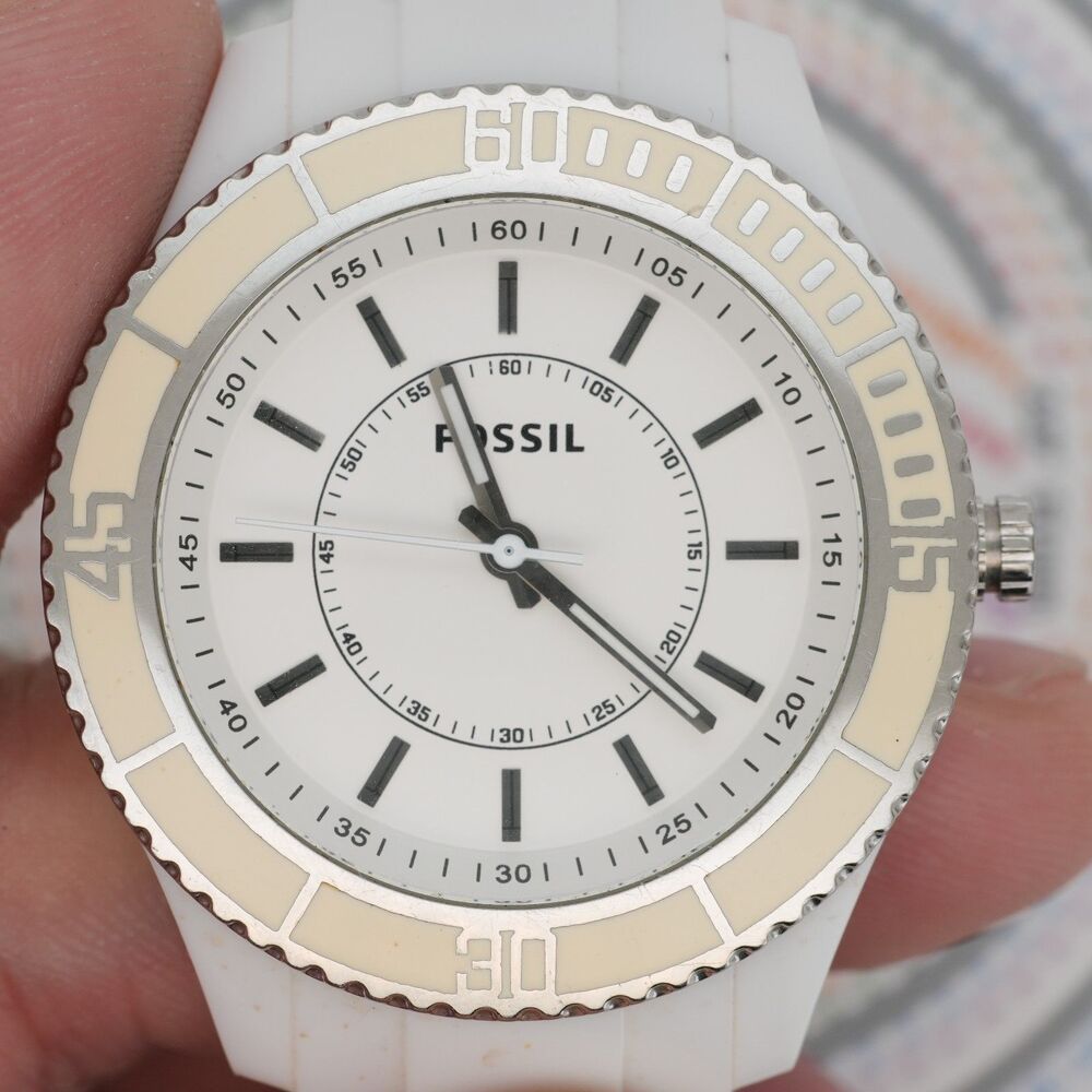 Fossil Stella ES-2442 White Resin Sport Luxury Watch 38mm New Battery Running - Picture 3 of 9